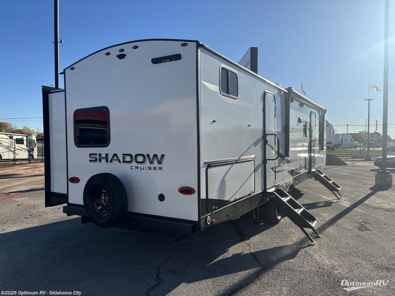 Call now about this 2025 Cruiser RV Shadow Cruiser 330BHS! 2025 Cruiser RV Shadow Cruiser 330BHS - New Travel Trailer For Sale by Optimum RV - Oklahoma City in Moore, Oklahoma features Slideout, Awning