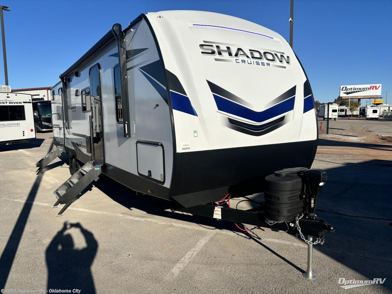 Email now about this 2025 Cruiser RV Shadow Cruiser 330BHS! New 2025 Cruiser RV Shadow Cruiser 330BHS available in Moore, Oklahoma