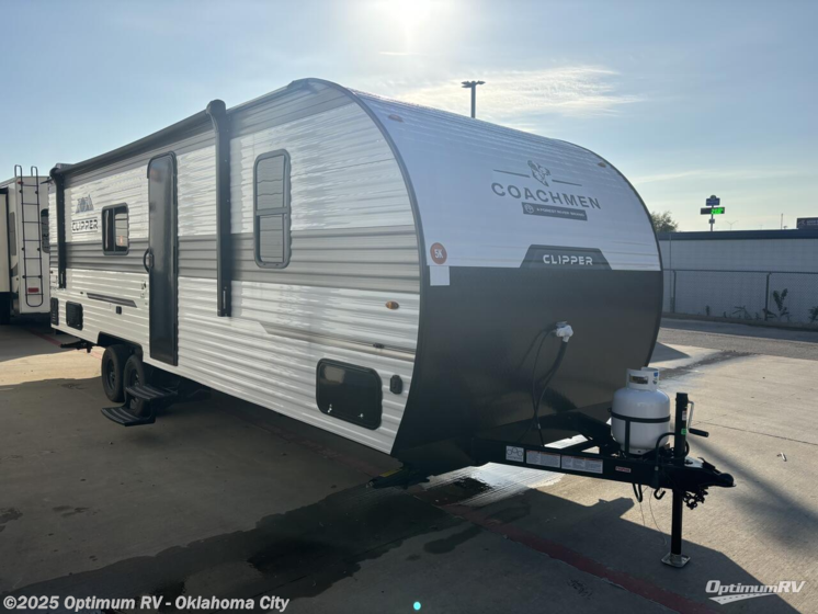Email now about this 2025 Coachmen Clipper 5K Series 26BH! New 2025 Coachmen Clipper 5K Series 26BH available in Moore, Oklahoma