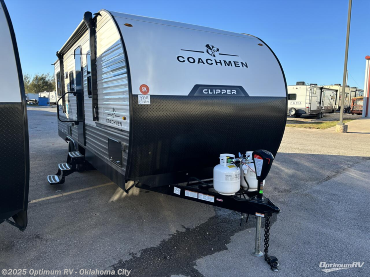 Email now about this 2025 Coachmen Clipper 5K Series 242MK! New 2025 Coachmen Clipper 5K Series 242MK available in Moore, Oklahoma