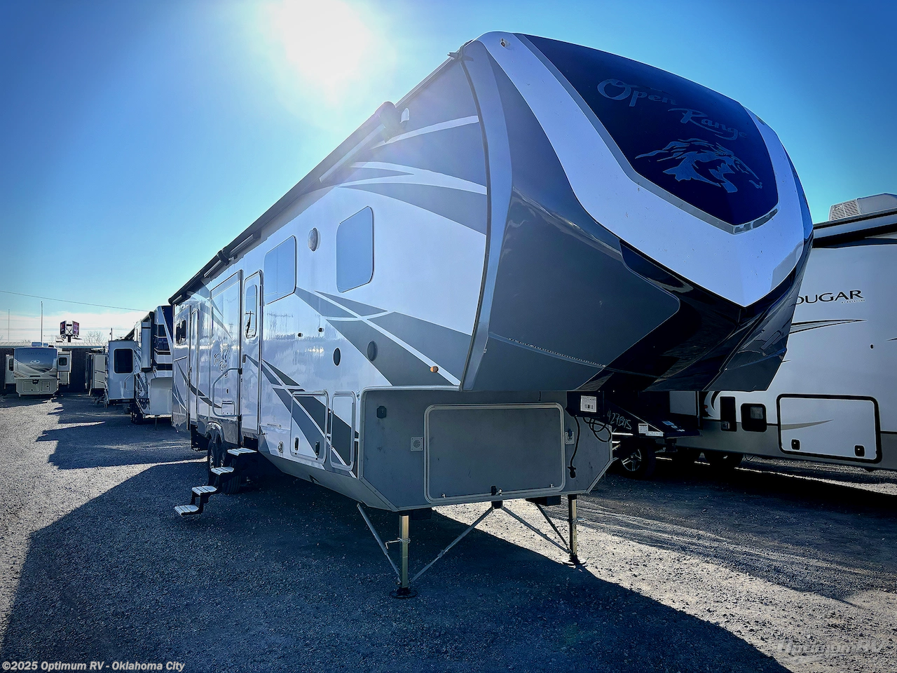 Email now about this 2019 Highland Ridge Open Range 3X M-427BHS! Used 2019 Highland Ridge Open Range 3X M-427BHS available in Moore, Oklahoma