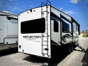 Call now about this 2022 Grand Design Reflection 31MB! 2022 Grand Design Reflection 31MB - Used Fifth Wheel For Sale by Optimum RV - Oklahoma City in Moore, Oklahoma features Slideout, Awning