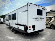Contact us now about this 2026 Forest River Wildwood Heritage Glen Hyper-Lyte 25RBHL! 2026 Wildwood Heritage Glen Hyper-Lyte 25RBHL by Forest River from Optimum RV - Oklahoma City in Moore, Oklahoma