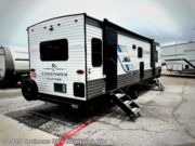 Call now about this 2025 Coachmen Clipper 6K Series 272RLS! 2025 Coachmen Clipper 6K Series 272RLS - Used Travel Trailer For Sale by Optimum RV - Oklahoma City in Moore, Oklahoma features Awning, Slideout