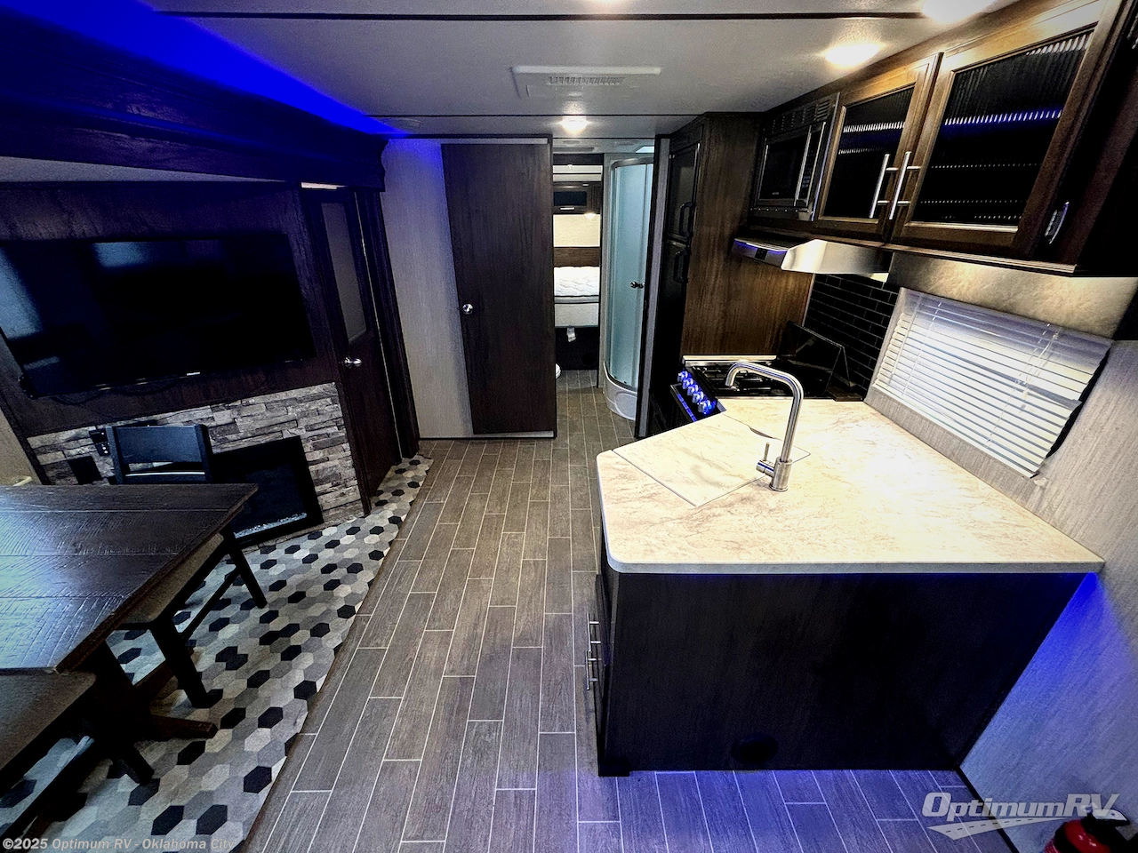 Used 2020 Forest River Cherokee Alpha Wolf 23RDL available in Moore, Oklahoma