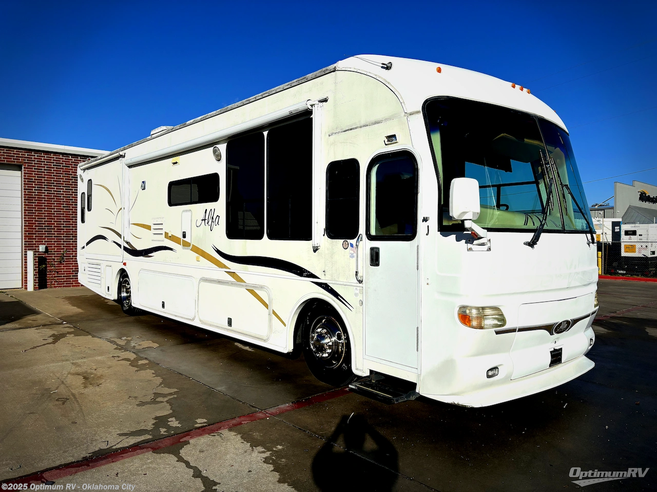 Email now about this 2004 Alfa See Ya! 40FD! Used 2004 Alfa See Ya! 40FD available in Moore, Oklahoma