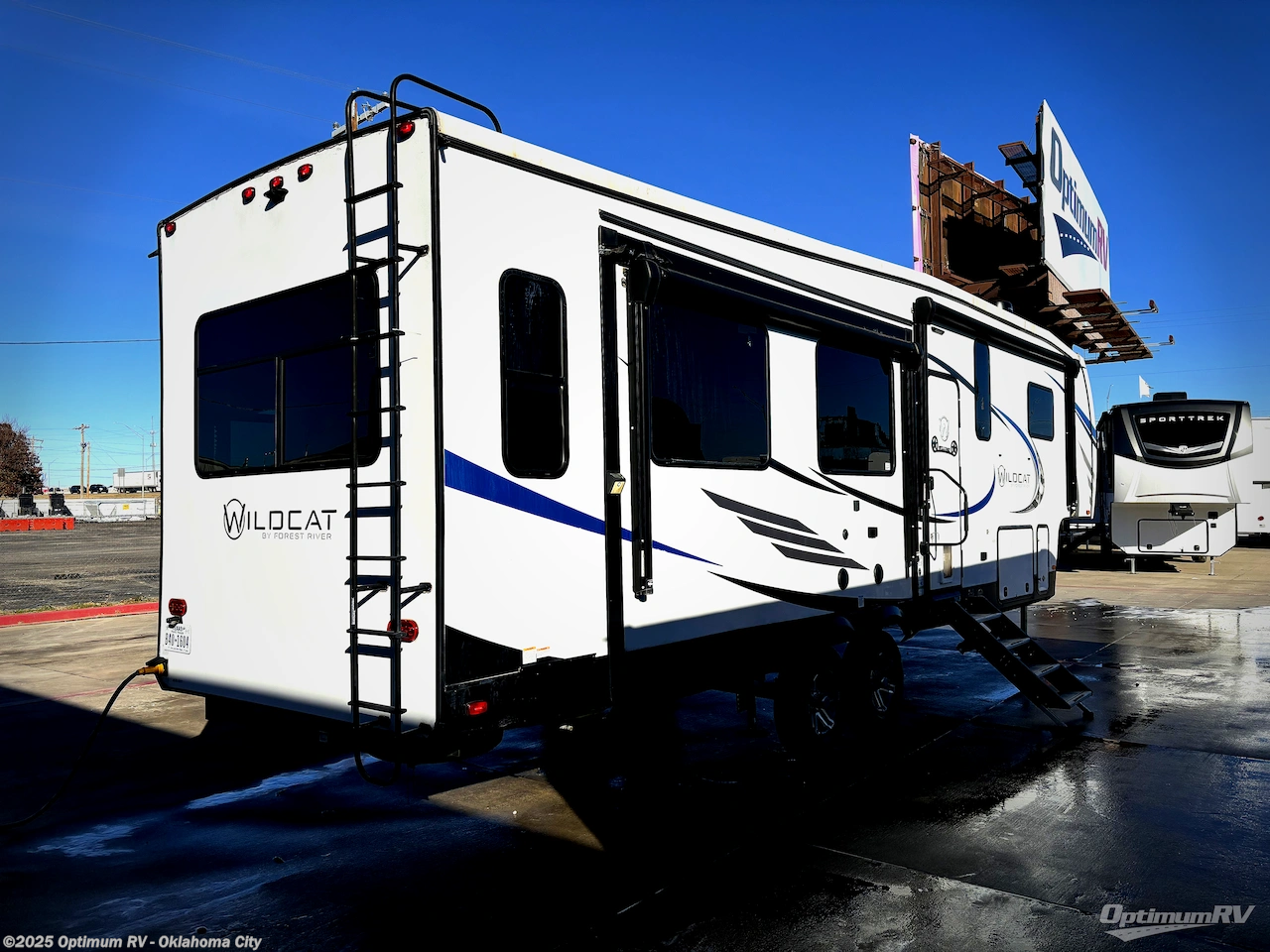 Call now about this 2021 Forest River Wildcat 336RLS! 2021 Forest River Wildcat 336RLS - Used Fifth Wheel For Sale by Optimum RV - Oklahoma City in Moore, Oklahoma features Awning, Slideout
