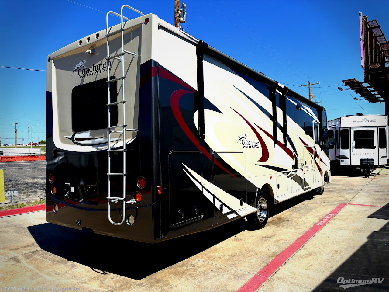 Call now about this 2019 Coachmen Mirada 32SS! 2019 Coachmen Mirada 32SS - Used Class A For Sale by Optimum RV - Oklahoma City in Moore, Oklahoma features Awning, Slideout