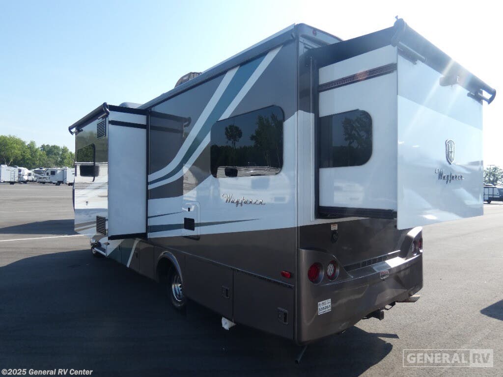 Contact us now about this 2019 Tiffin Wayfarer 25QW! 2019 Wayfarer 25QW by Tiffin from General RV Center in Salisbury, North Carolina