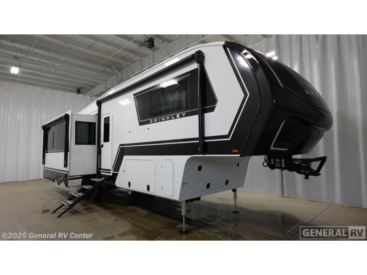 Email now about this 2026 Brinkley RV Model Z 3100! New 2026 Brinkley RV Model Z 3100 available in Salisbury, North Carolina