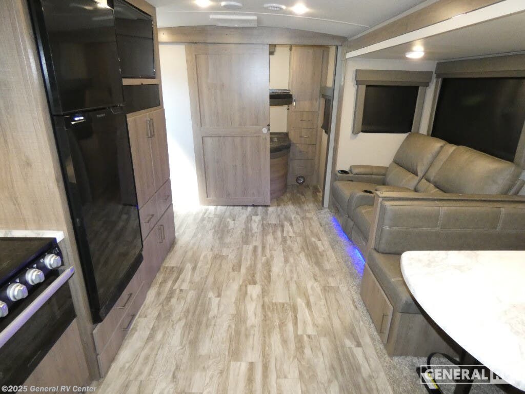 Call now about this 2023 Grand Design Imagine 2910BH! 2023 Grand Design Imagine 2910BH - Used Travel Trailer For Sale by General RV Center in Salisbury, North Carolina