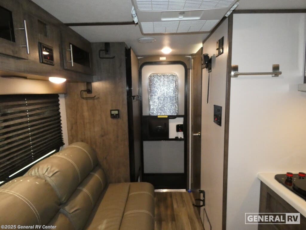 Call now about this 2022 Riverside RV Retro 135! 2022 Riverside RV Retro 135 - Used Travel Trailer For Sale by General RV Center in Salisbury, North Carolina