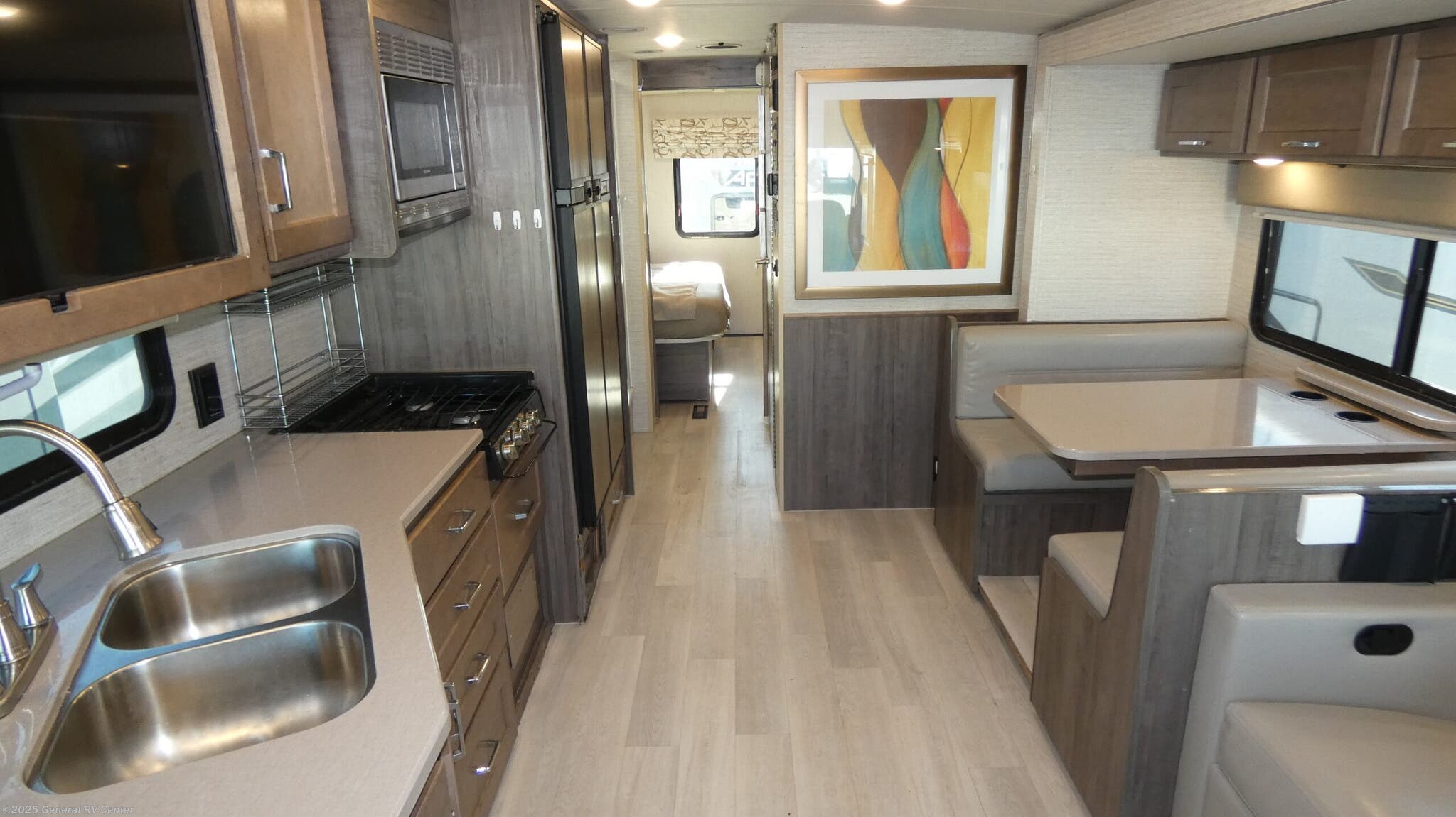 Call now about this 2022 Winnebago Vista 32M! 2022 Winnebago Vista 32M - Used Class A For Sale by General RV Center in Salisbury, North Carolina