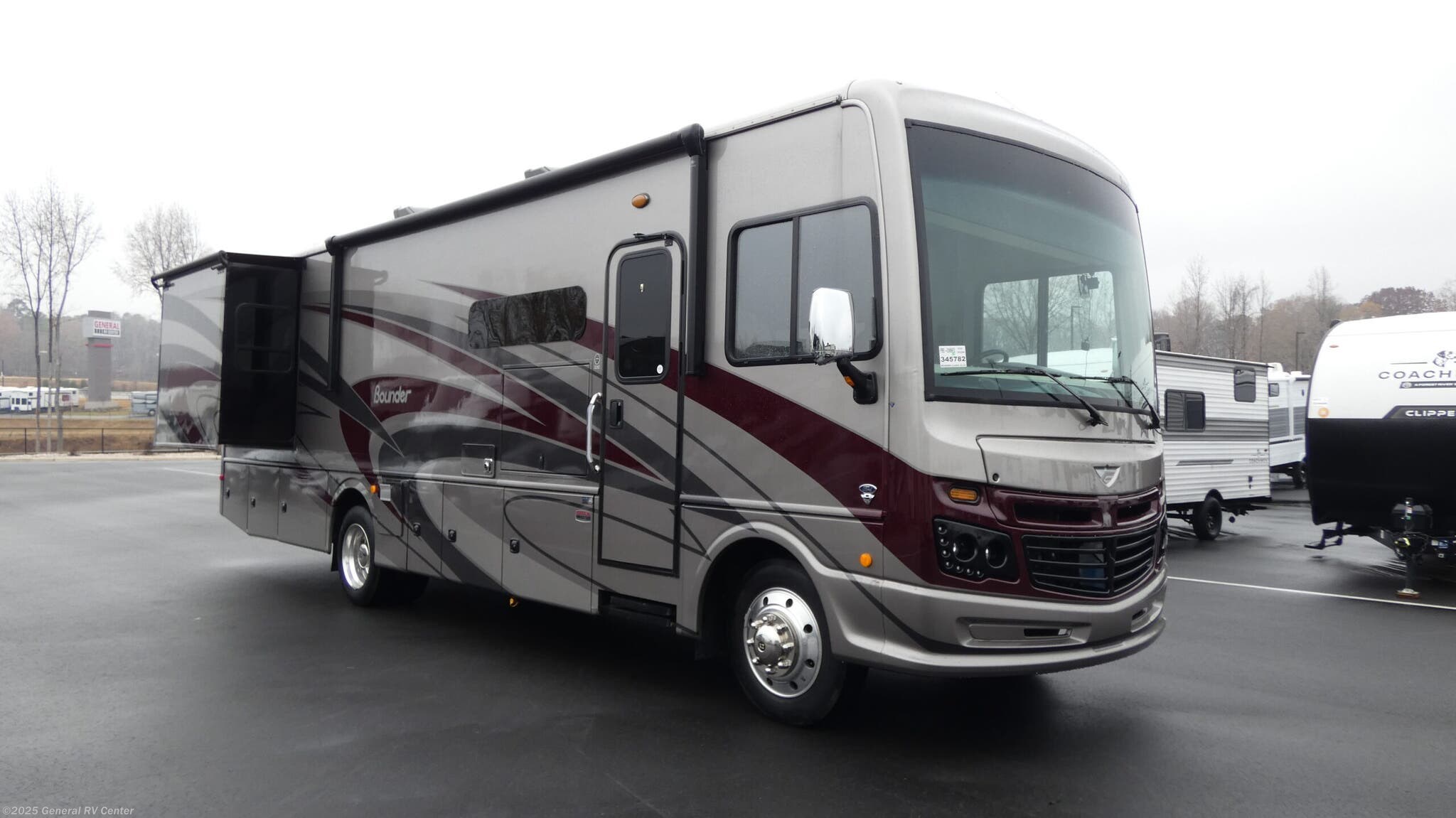 Email now about this 2022 Fleetwood Bounder 33C! Used 2022 Fleetwood Bounder 33C available in Salisbury, North Carolina