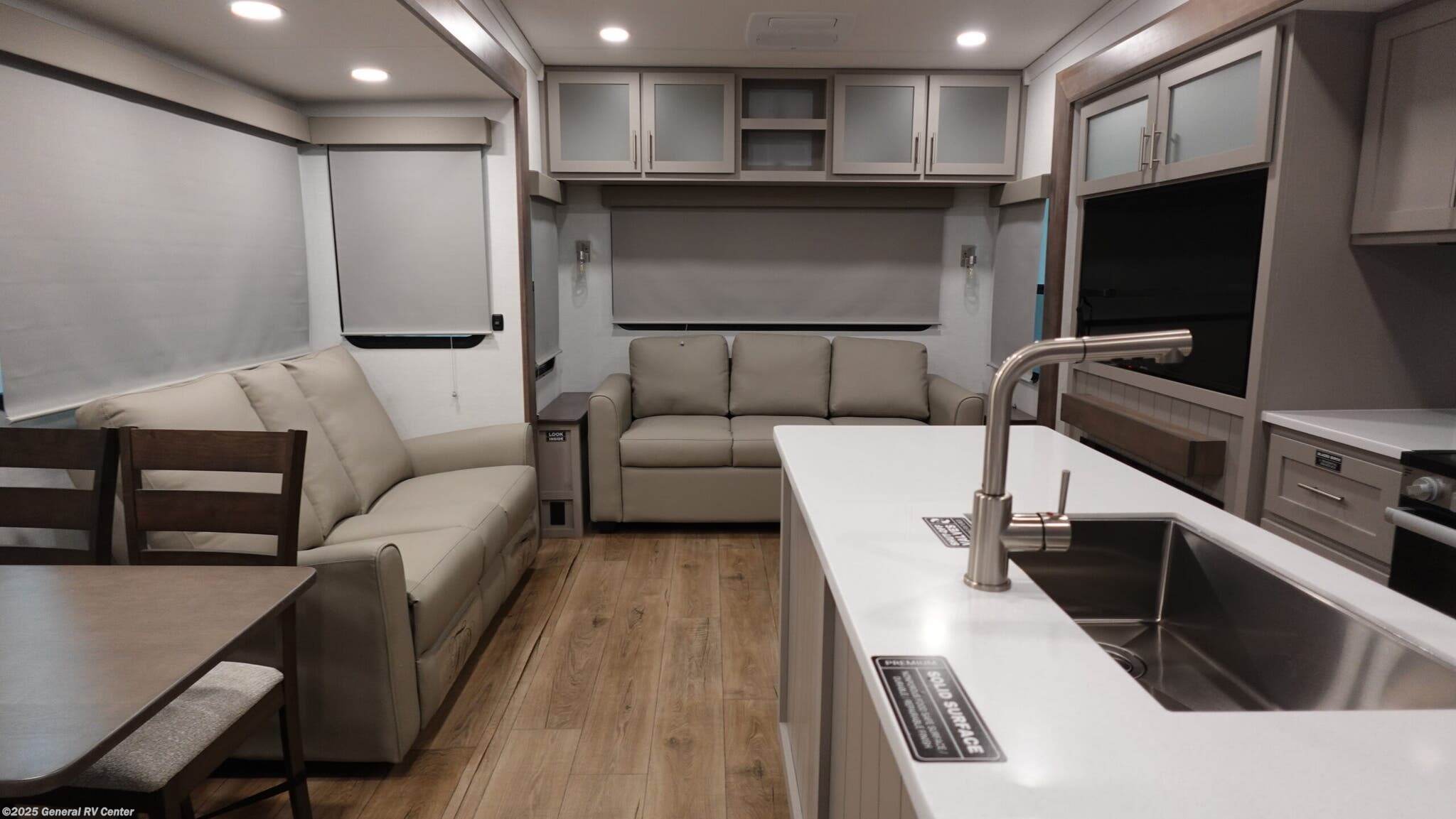 Call now about this 2026 Alliance RV Avenue 32RLS! 2026 Alliance RV Avenue 32RLS - New Fifth Wheel For Sale by General RV Center in Salisbury, North Carolina