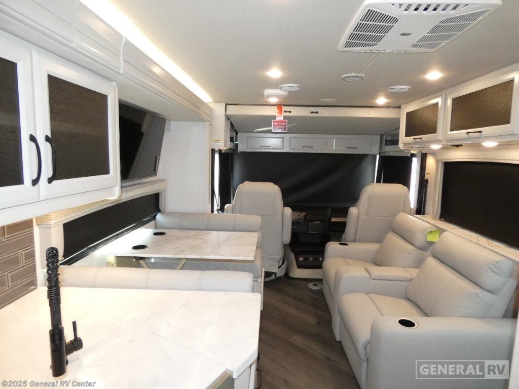 New 2025 Holiday Rambler Invicta 33HB available in Salisbury, North Carolina