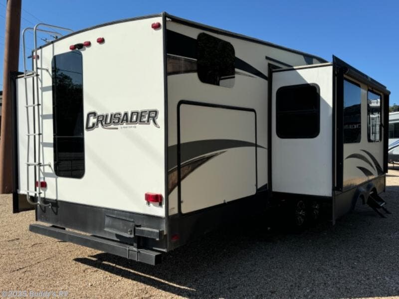 Used 2018 Prime Time Crusader 337QBH available in Cleburne, Texas