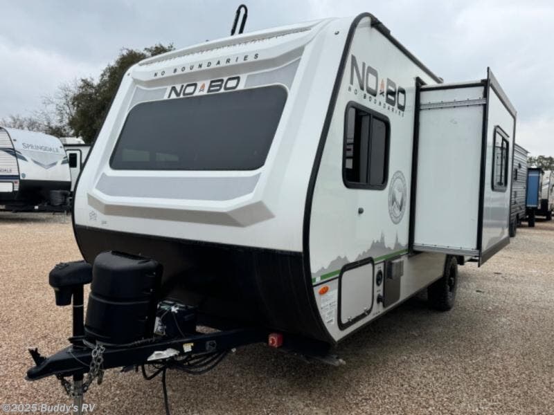 Call now about this 2022 Forest River No Boundaries NB19.8! 2022 Forest River No Boundaries NB19.8 - Used Travel Trailer For Sale by Buddy's RV in Cleburne, Texas
