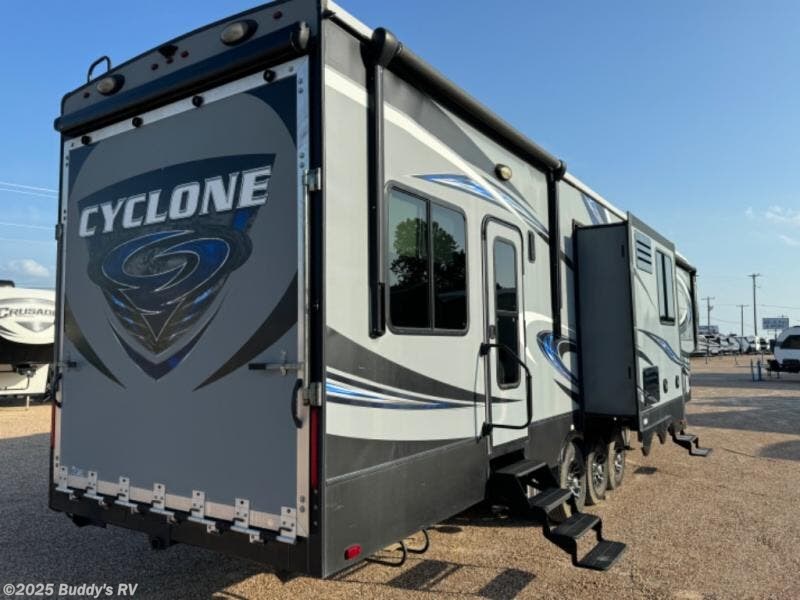 Used 2016 Heartland Cyclone 4150 available in Cleburne, Texas