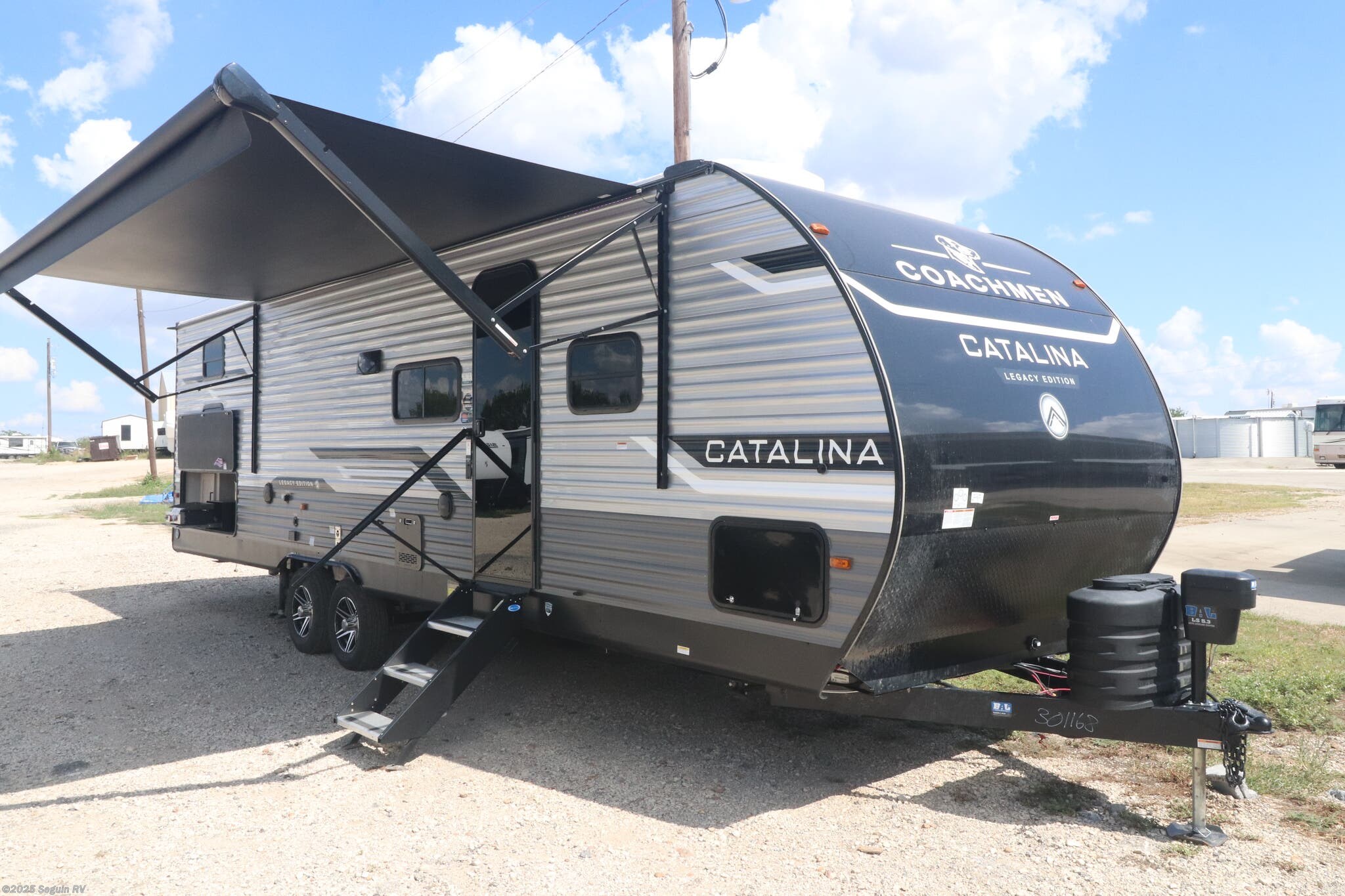 Email now about this 2025 Coachmen Catalina Legacy Edition 293QBCK! New 2025 Coachmen Catalina Legacy Edition 293QBCK available in Seguin, Texas
