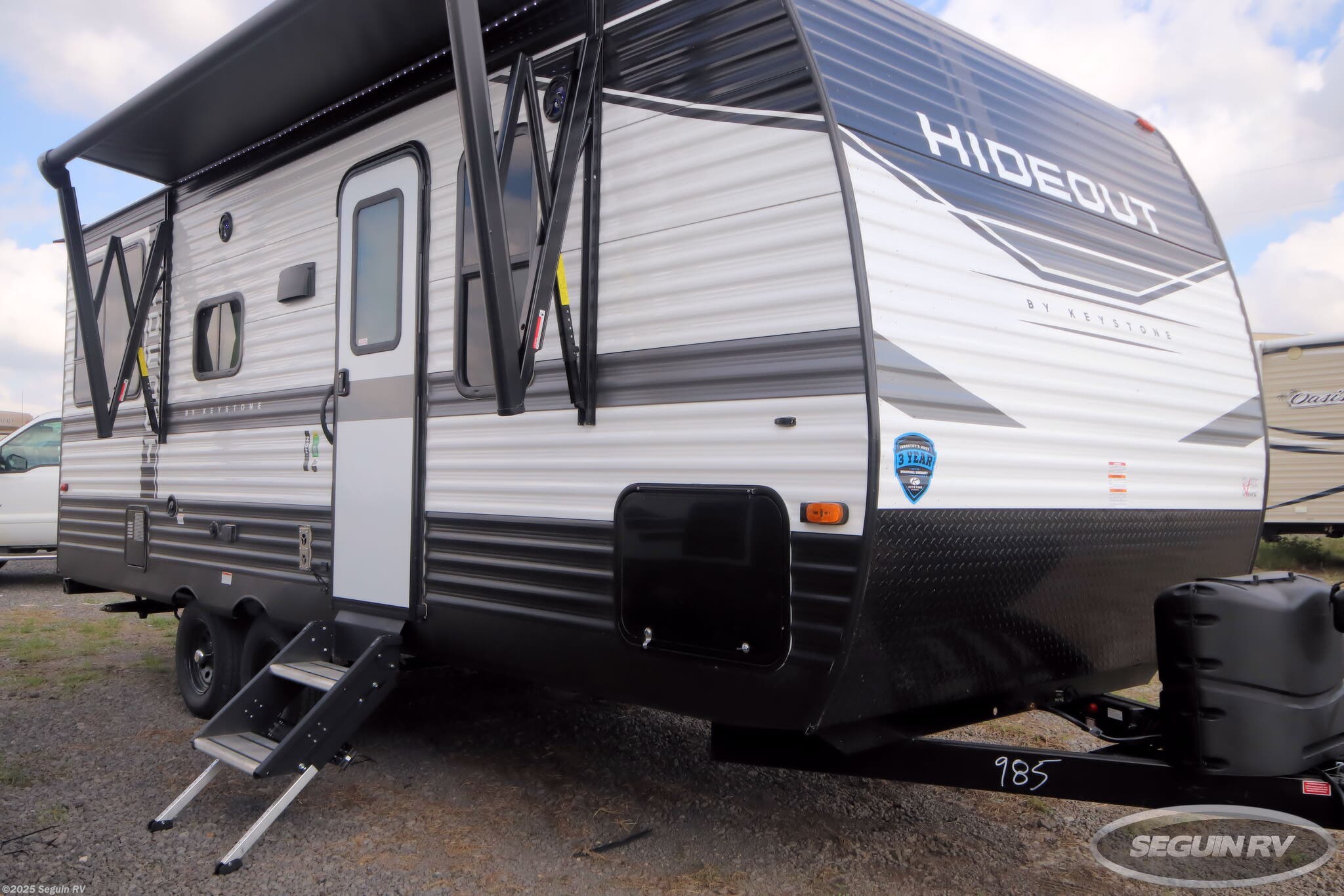 Email now about this 2022 Keystone Hideout East 202RD! Used 2022 Keystone Hideout East 202RD available in Seguin, Texas