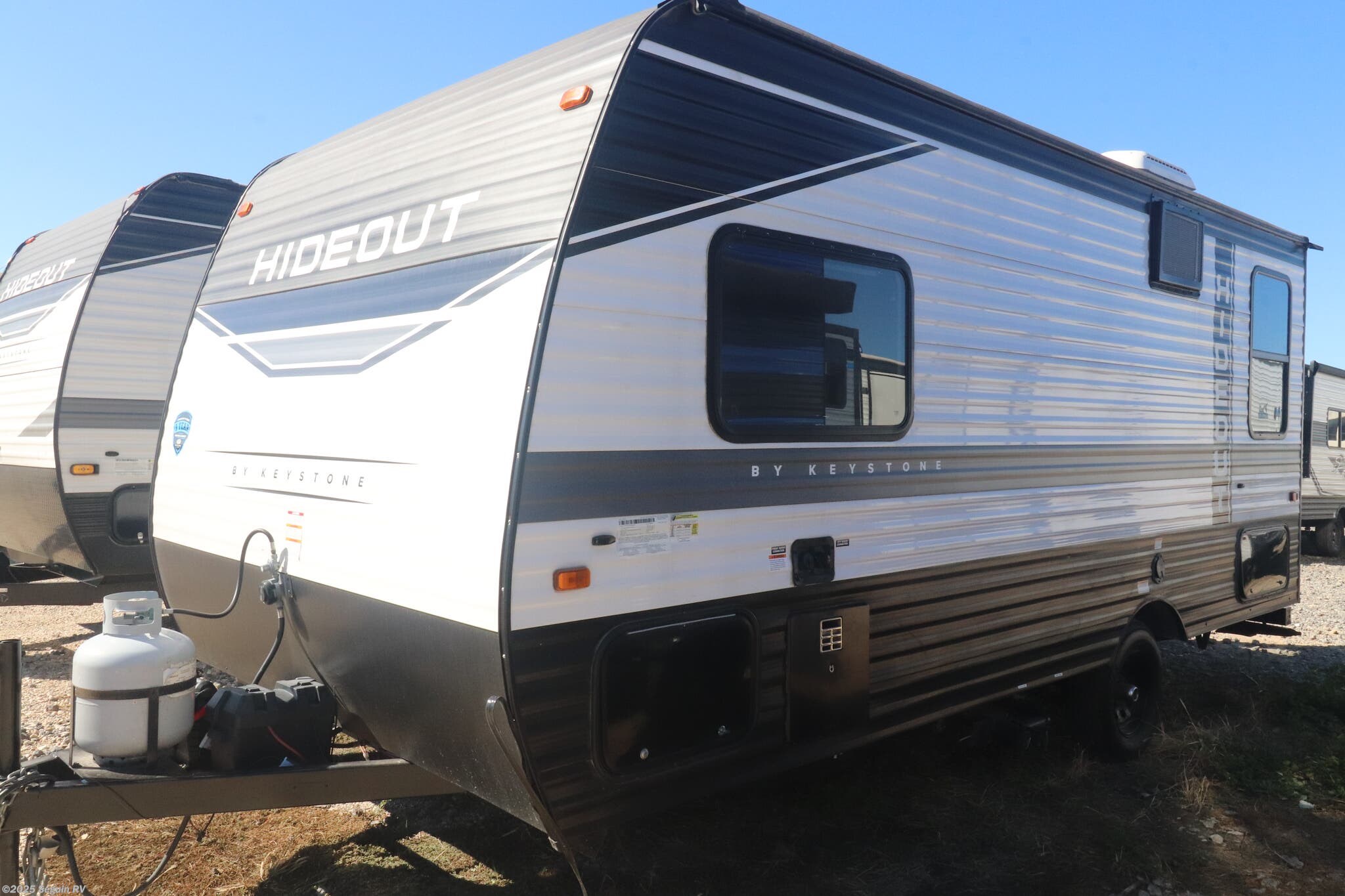 Email now about this 2022 Keystone Hideout 177RD! Used 2022 Keystone Hideout 177RD available in Seguin, Texas