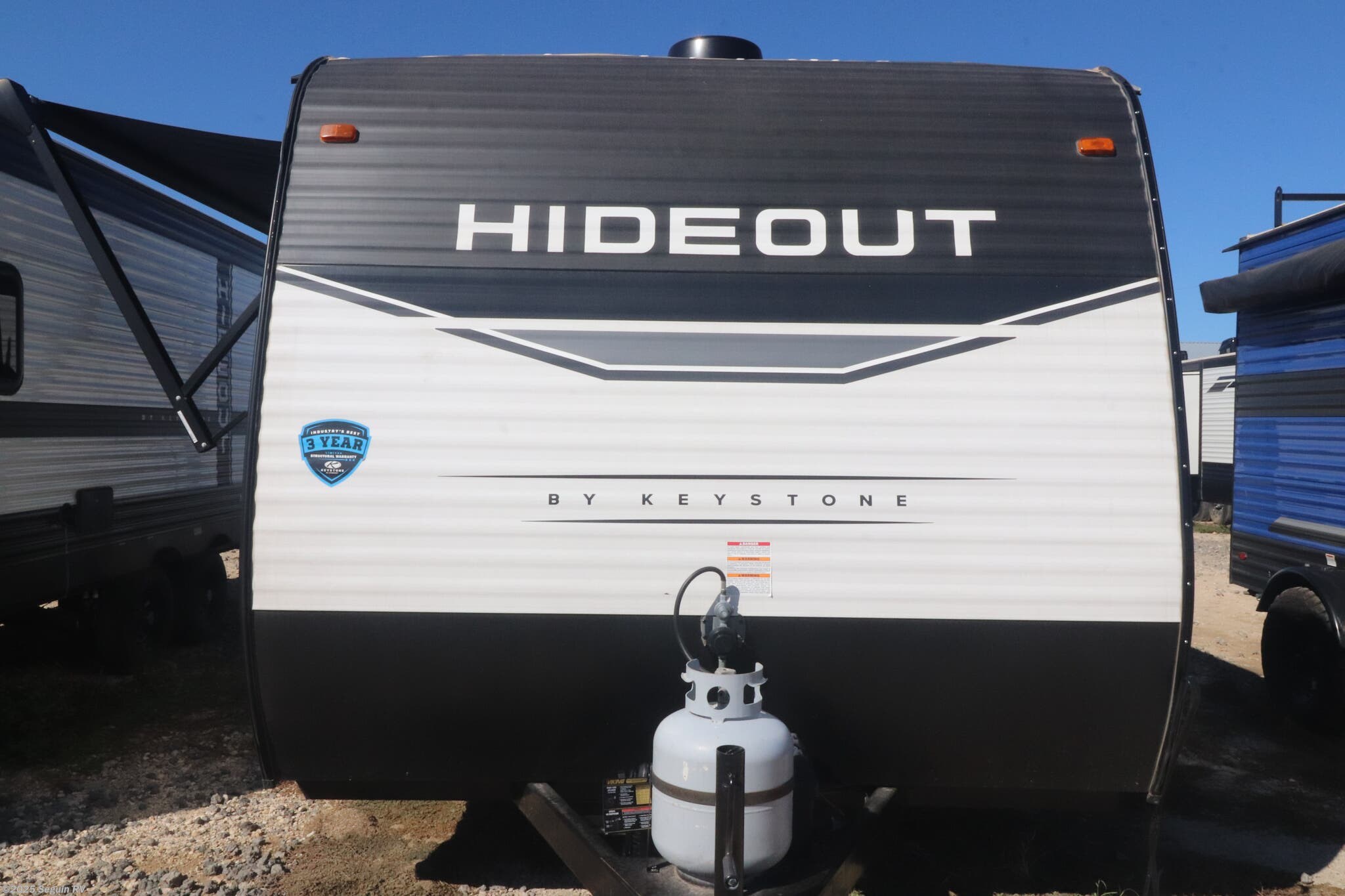 Call now about this 2022 Keystone Hideout 177RD! 2022 Keystone Hideout 177RD - Used Travel Trailer For Sale by Seguin RV in Seguin, Texas