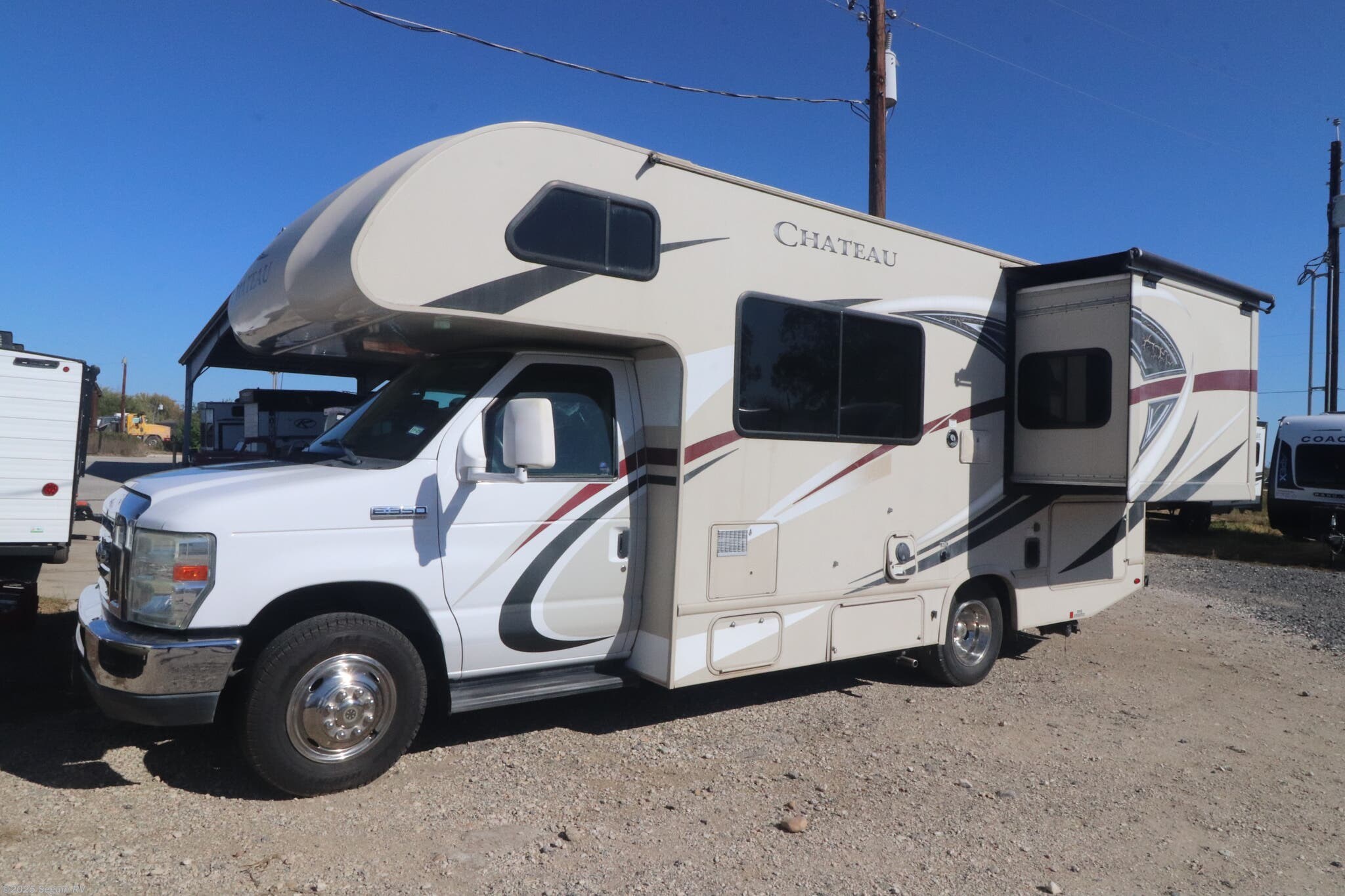 Email now about this 2017 Thor Motor Coach Chateau 22B! Used 2017 Thor Motor Coach Chateau 22B available in Seguin, Texas