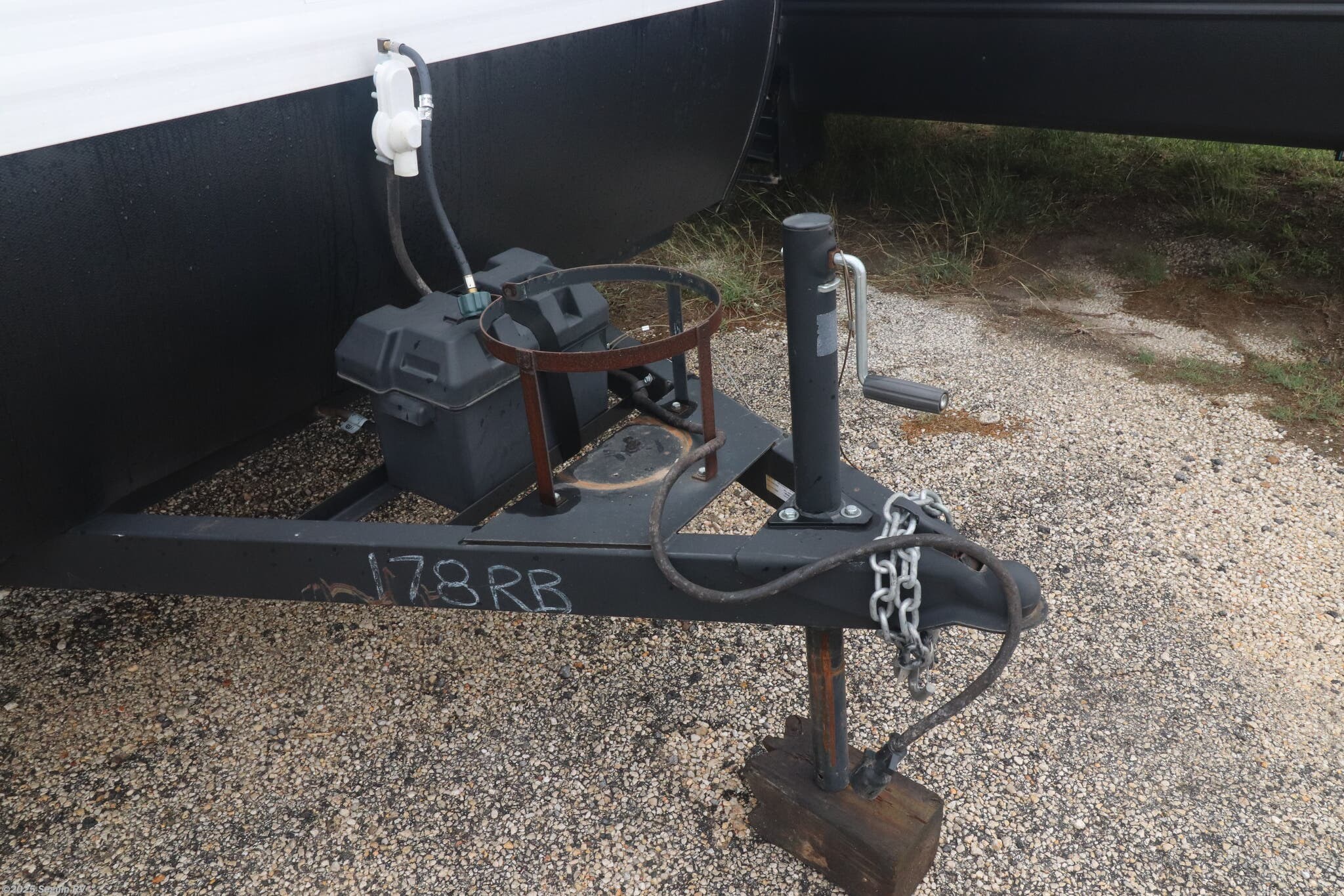 Contact us now about this 2018 Keystone Hideout 178RB! 2018 Hideout 178RB by Keystone from Seguin RV in Seguin, Texas