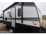 Contact us now about this 2022 Keystone Hideout 186SS! 2022 Hideout 186SS by Keystone from Seguin RV in Seguin, Texas