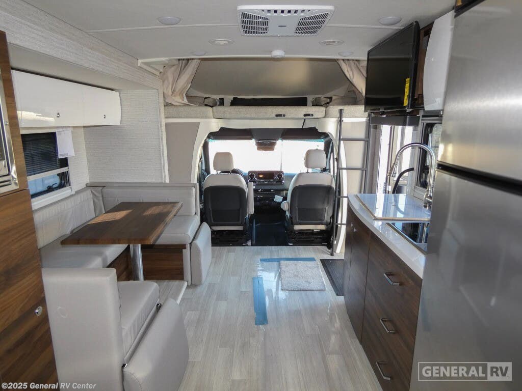 New 2025 Winnebago View 24J available in South Weber, Utah