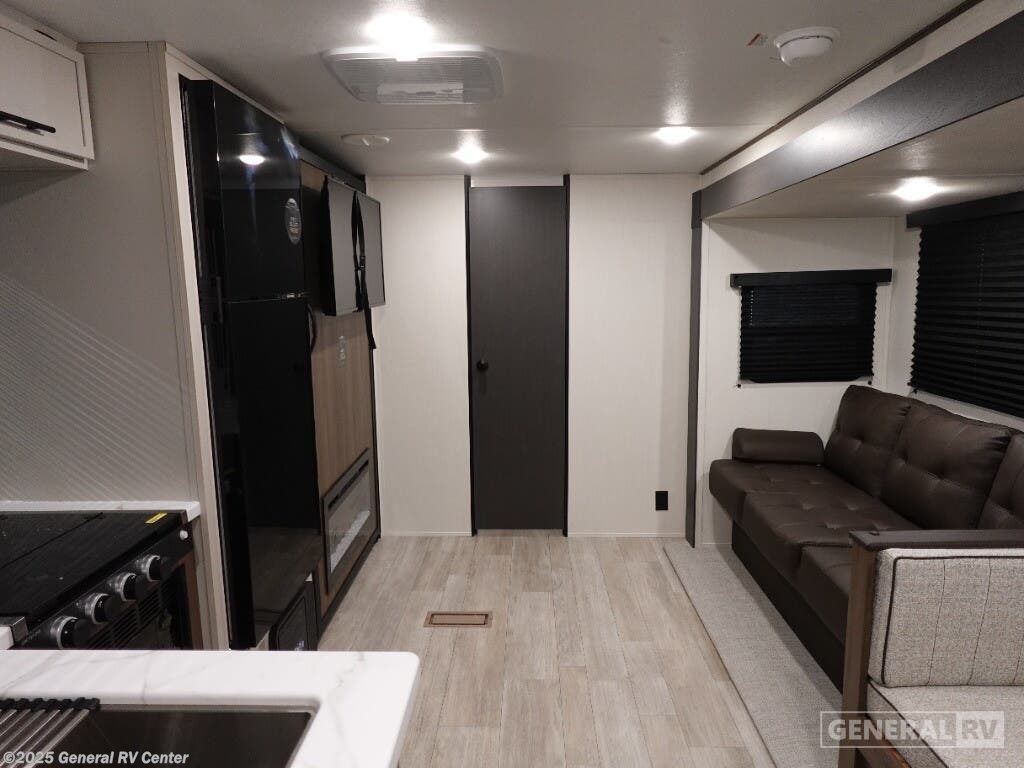 Contact us now about this 2026 Prime Time Avenger 25RBS! 2026 Avenger 25RBS by Prime Time from General RV Center in South Weber, Utah