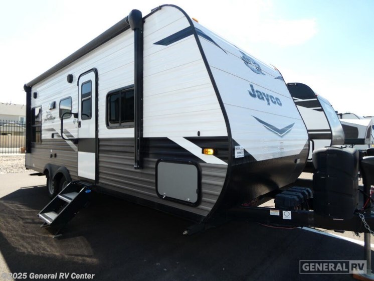Email now about this 2022 Jayco M212QB! Used 2022 Jayco M212QB available in South Weber, Utah