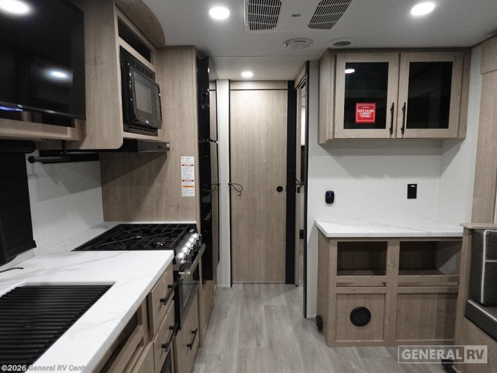 Call now about this 2026 Grand Design Imagine 22BHE! 2026 Grand Design Imagine 22BHE - New Travel Trailer For Sale by General RV Center in South Weber, Utah