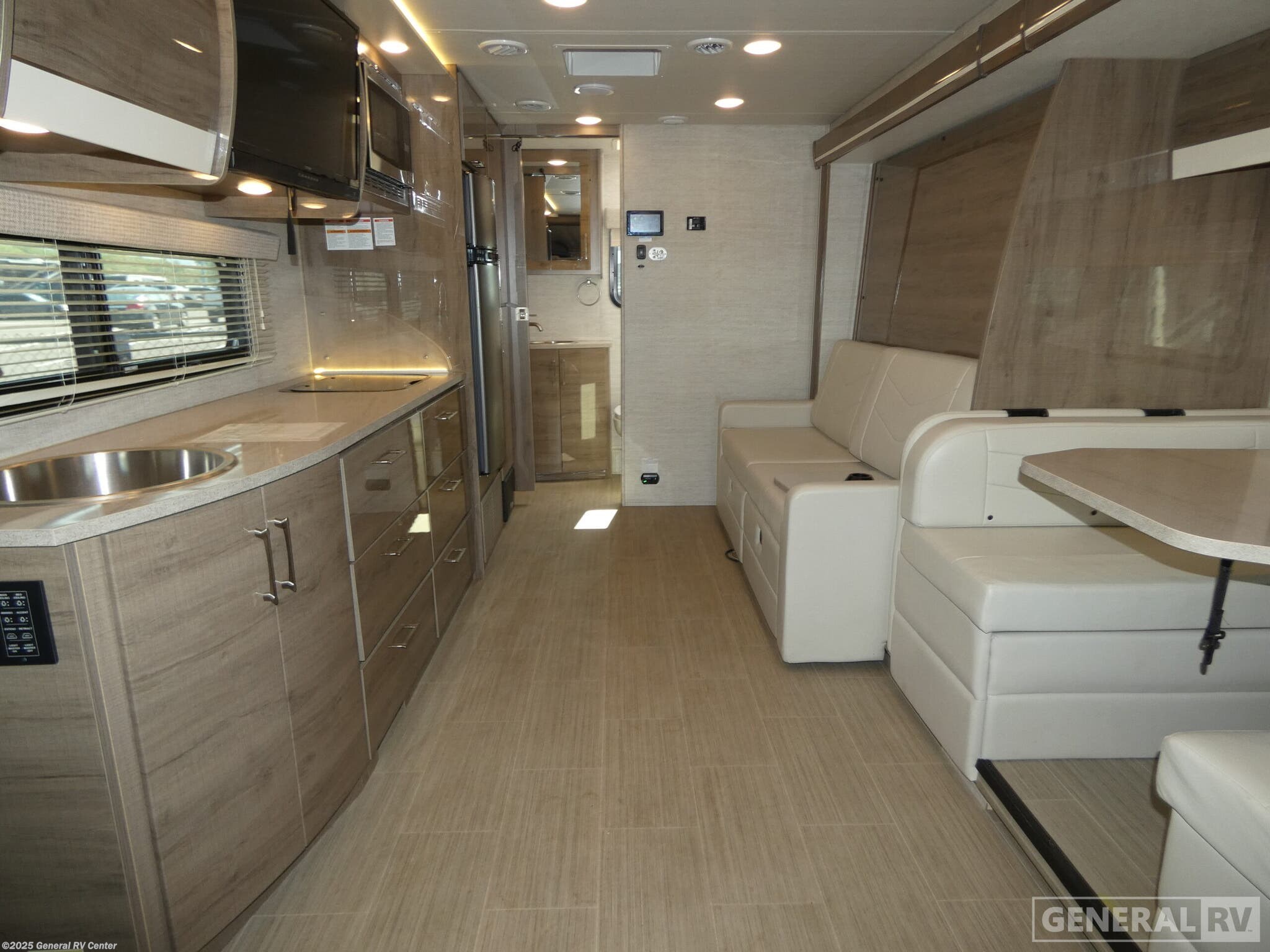 Call now about this 2022 Jayco Melbourne Prestige 24RP! 2022 Jayco Melbourne Prestige 24RP - Used Class C For Sale by General RV Center in South Weber, Utah