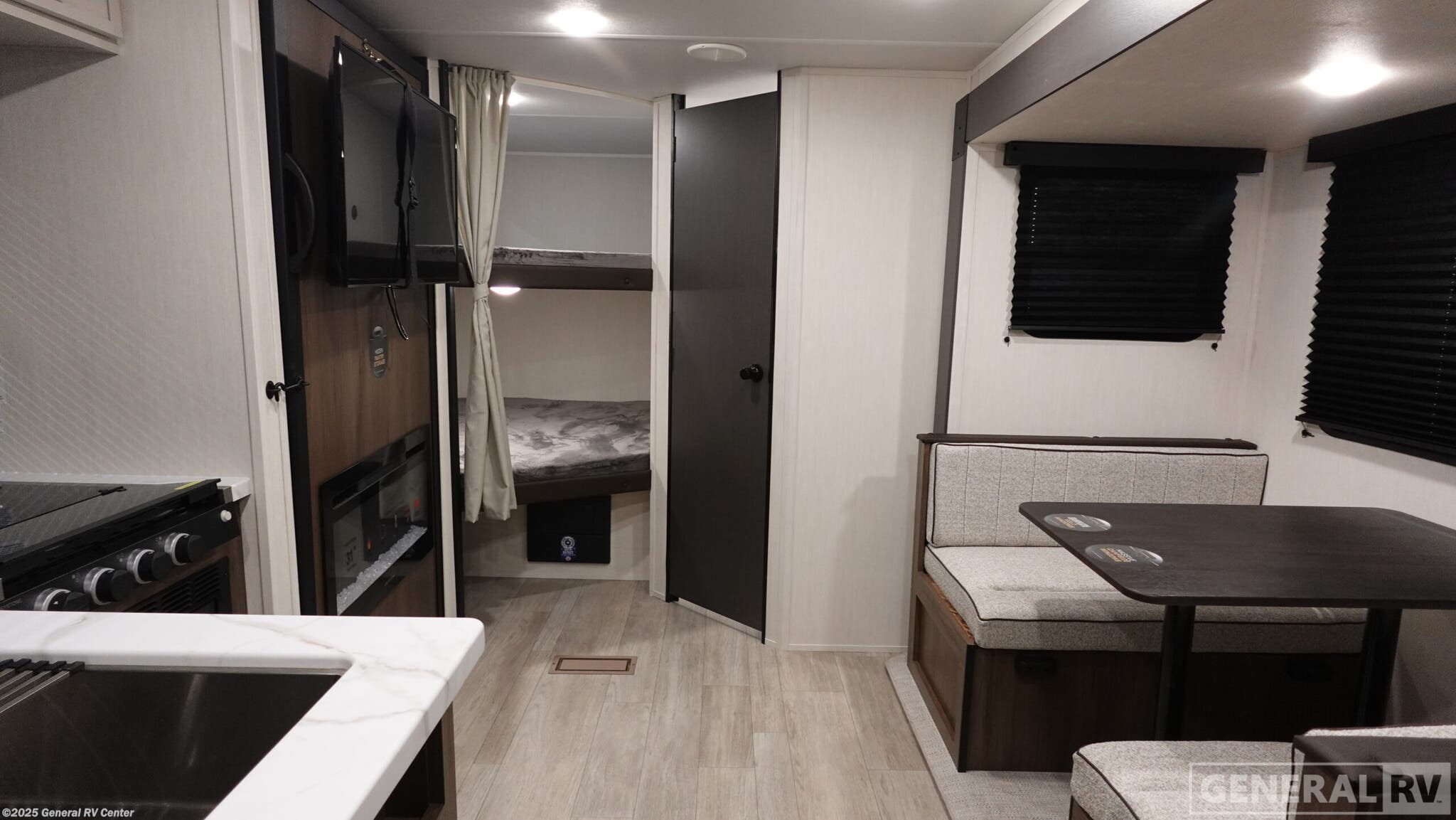 Call now about this 2026 Prime Time Avenger 23BHS! 2026 Prime Time Avenger 23BHS - New Travel Trailer For Sale by General RV Center in South Weber, Utah