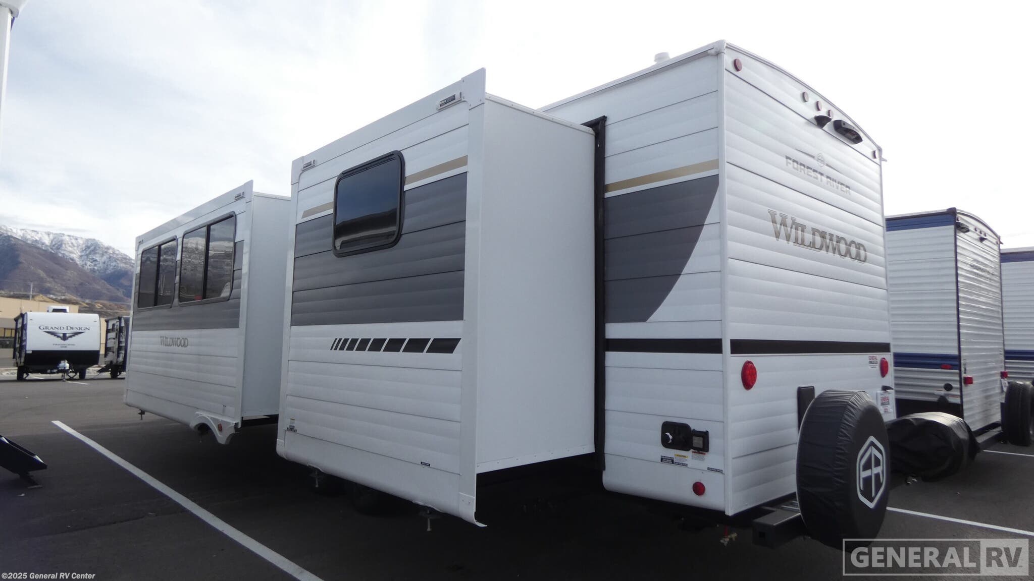 Contact us now about this 2026 Forest River Wildwood 31KQBTS! 2026 Wildwood 31KQBTS by Forest River from General RV Center in South Weber, Utah