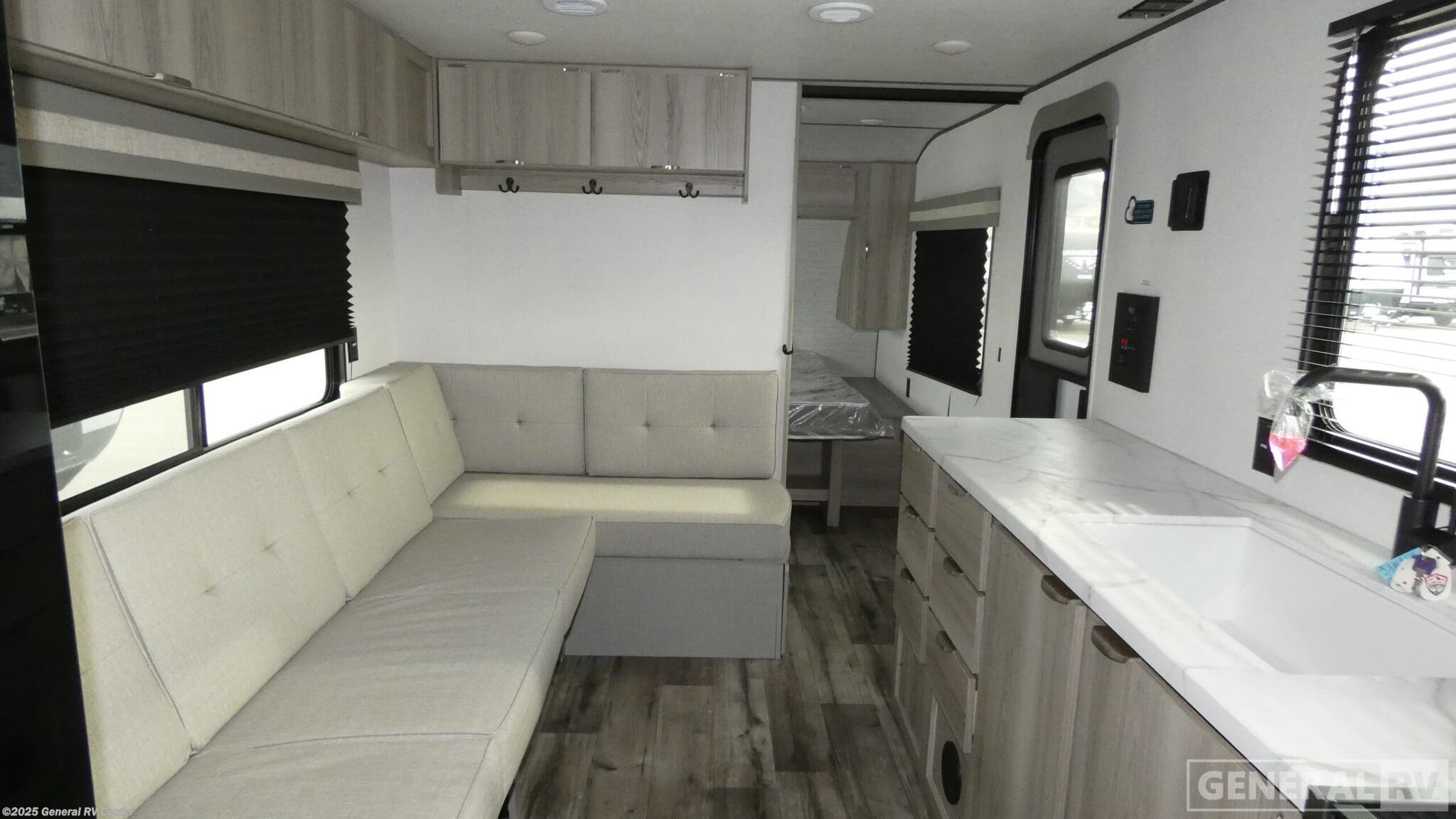 New 2025 Forest River Wildwood FSX 266BHLE available in South Weber, Utah