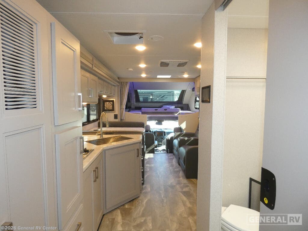 Used 2024 Thor Motor Coach Omni 4WD LV35 1-S available in South Weber, Utah