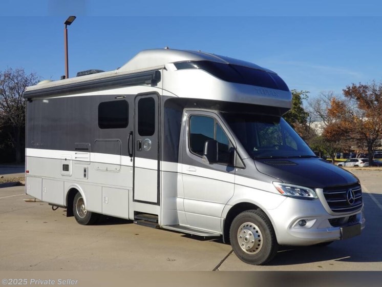 Email now about this 2020 Tiffin Wayfarer 25RW! Used 2020 Tiffin Wayfarer 25RW available in Naples, Florida