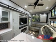 Call now about this 2025 CrossRoads Hampton 395BAM! 2025 CrossRoads Hampton 395BAM - New Destination Trailer For Sale by Fun Town RV - Bryant in Bryant, Arkansas