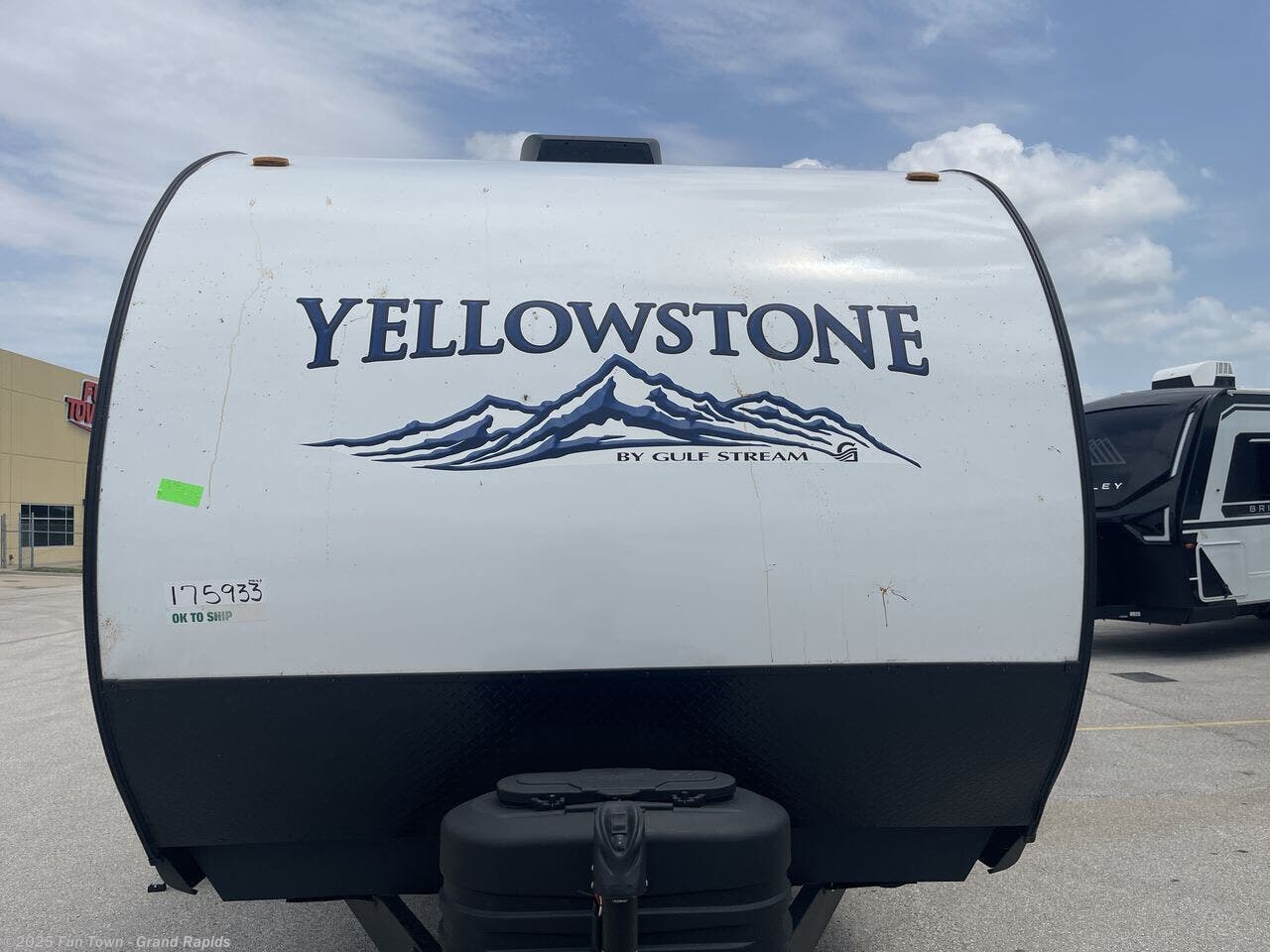Contact us now about this 2025 Gulf Stream Yellowstone Ranch Edition 30DBS! 2025 Yellowstone Ranch Edition 30DBS by Gulf Stream from Fun Town - Grand Rapids in Rockford, Michigan