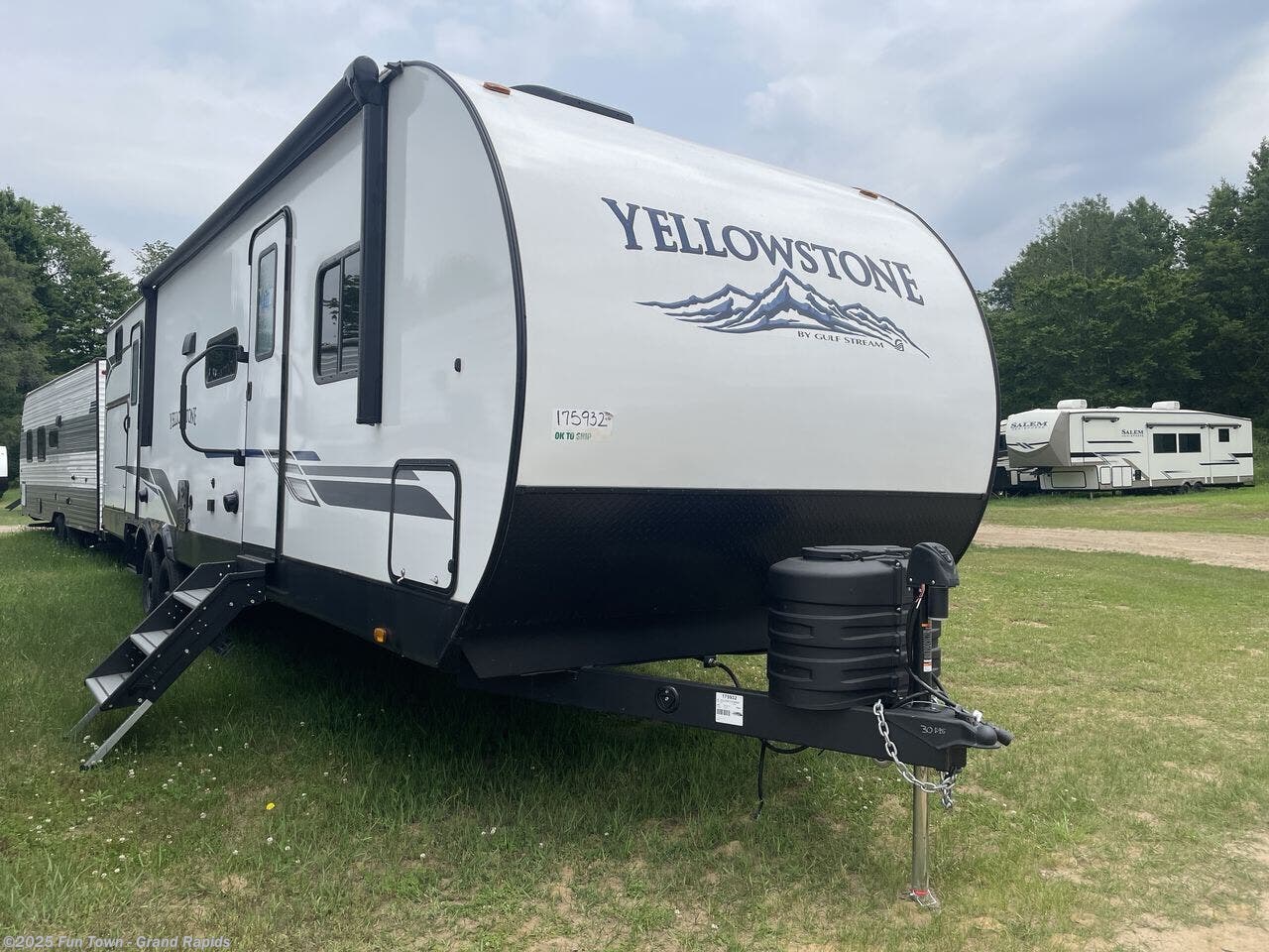 Email now about this 2025 Gulf Stream Yellowstone Ranch Edition 30DBS! New 2025 Gulf Stream Yellowstone Ranch Edition 30DBS available in Rockford, Michigan