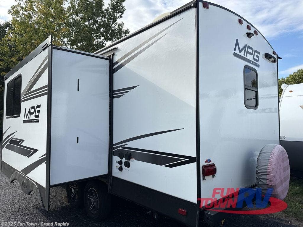 Used 2022 Cruiser RV MPG 2100RB available in Rockford, Michigan