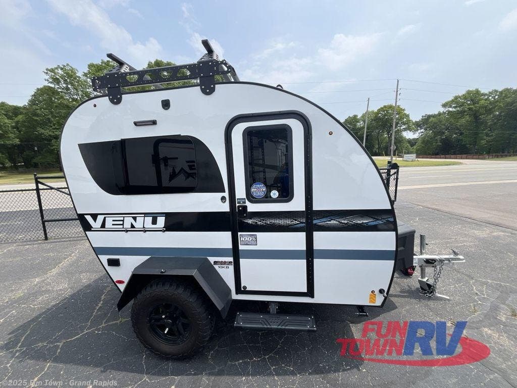 Call now about this 2024 Encore RV VENU 10KB! 2024 Encore RV VENU 10KB - New Travel Trailer For Sale by Fun Town - Grand Rapids in Rockford, Michigan