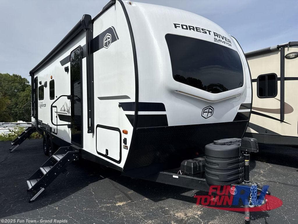 Email now about this 2025 Forest River Grand Surveyor 253RLS! Used 2025 Forest River Grand Surveyor 253RLS available in Rockford, Michigan