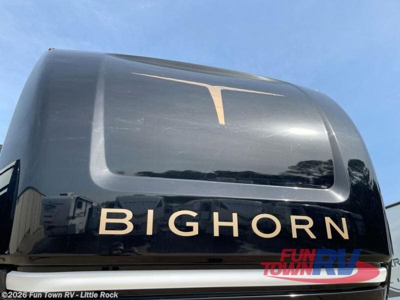 Call now about this 2025 Heartland Bighorn 331RL! 2025 Heartland Bighorn 331RL - New Fifth Wheel For Sale by Fun Town RV - Little Rock in Little Rock, Arkansas
