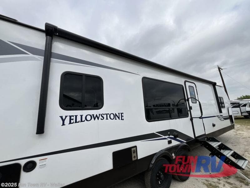 New 2025 Gulf Stream Yellowstone Ranch Edition 29RKS available in Waller, Texas
