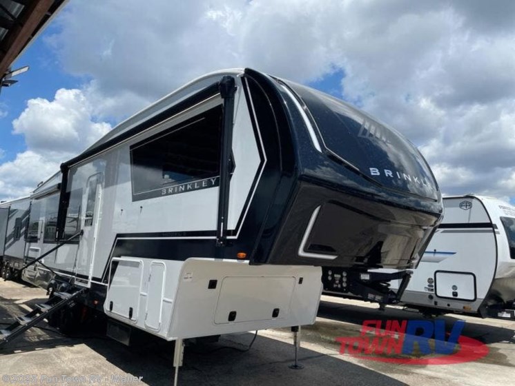 Email now about this 2026 Brinkley RV Model Z 2810! New 2026 Brinkley RV Model Z 2810 available in Waller, Texas