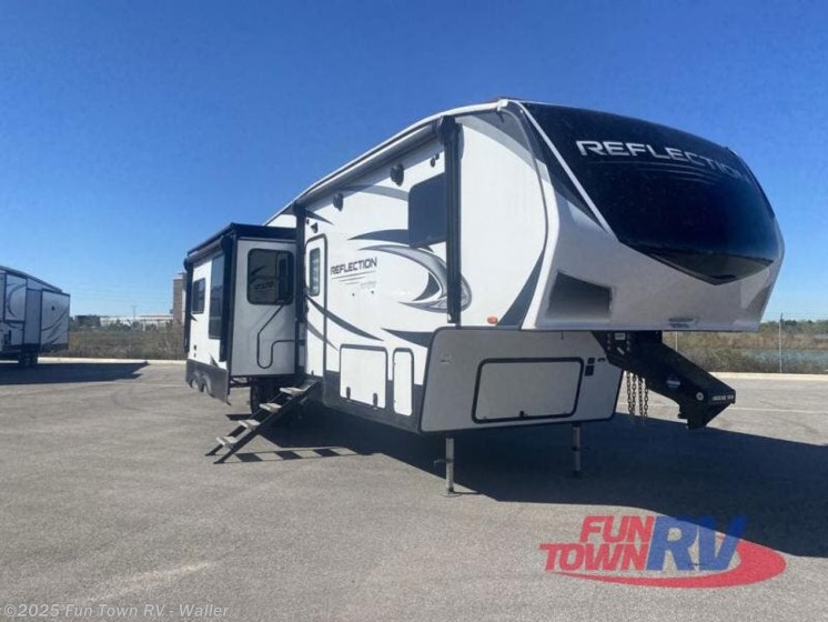 Email now about this 2022 Grand Design Reflection 311BHS! Used 2022 Grand Design Reflection 311BHS available in Waller, Texas